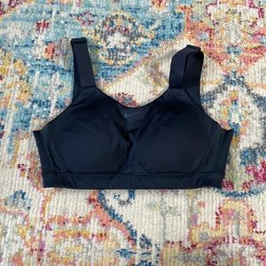 Nike DriFit light support bra